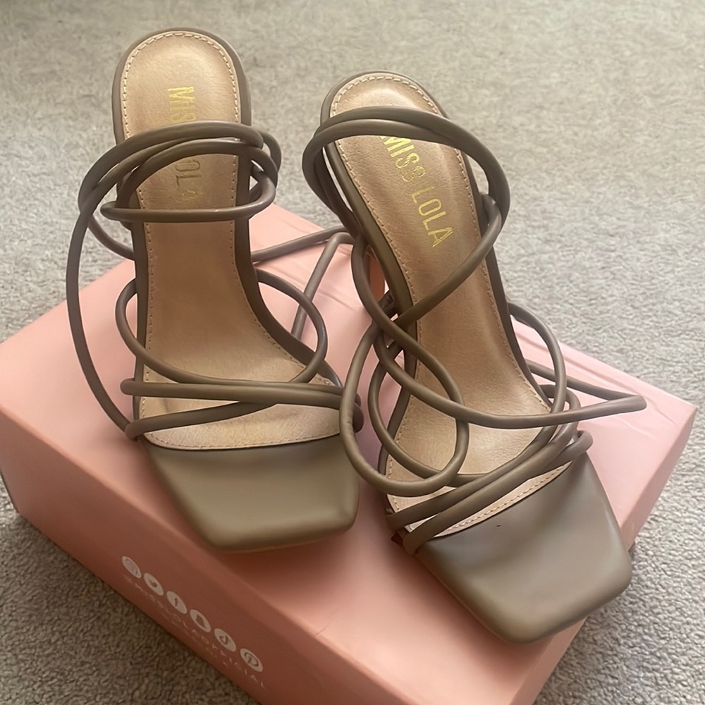 Miss Lola heels